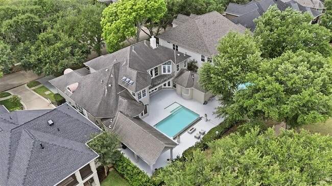 Building Photo - 3315 Riviera Dr
