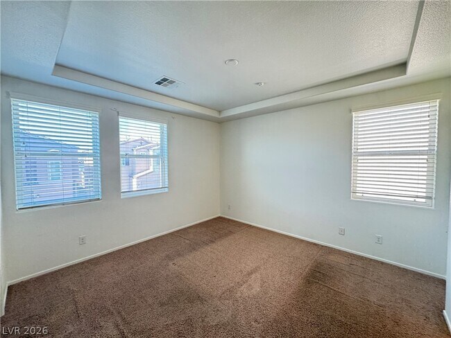 Building Photo - 6208 Yankee Spring St