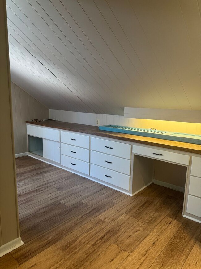 Building Photo - 3 Bedroom home in Lebanon