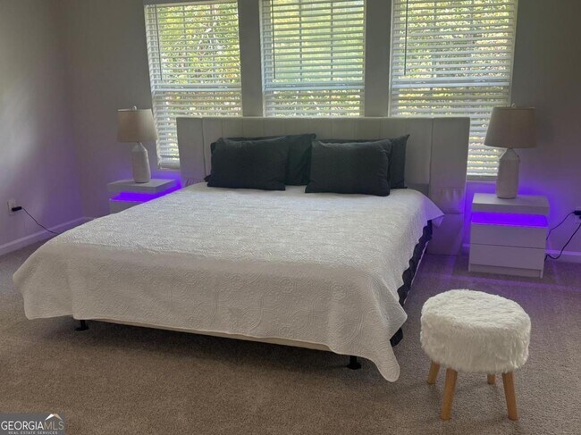 Building Photo - 3926 Yosemite Park Ln