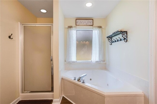 Building Photo - 20110 Tammany Ave