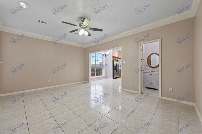 Building Photo - 3211 Wessex Cir