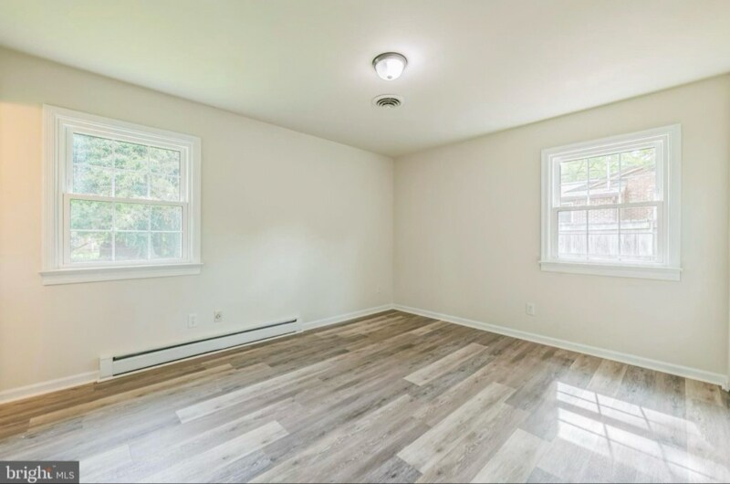 Building Photo - 10401 W Huguenot Rd