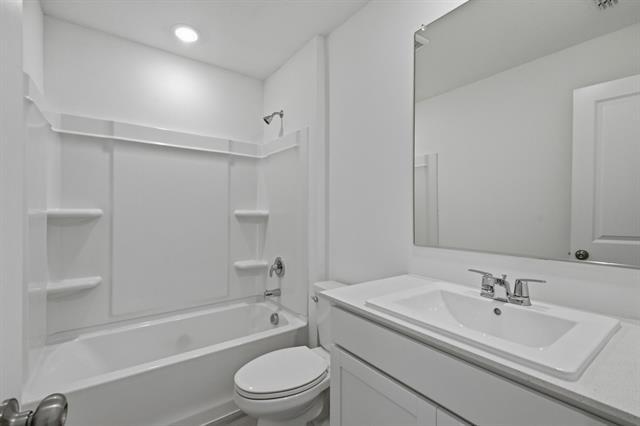 Building Photo - 6307 Sandpiper Ln