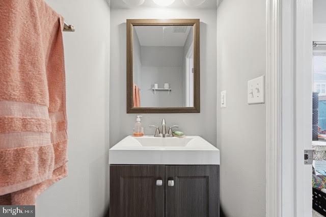 Building Photo - 87 Sudbury Square