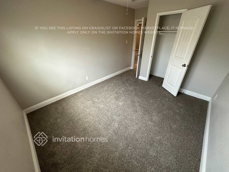 Building Photo - 934 E Loma Vista Dr