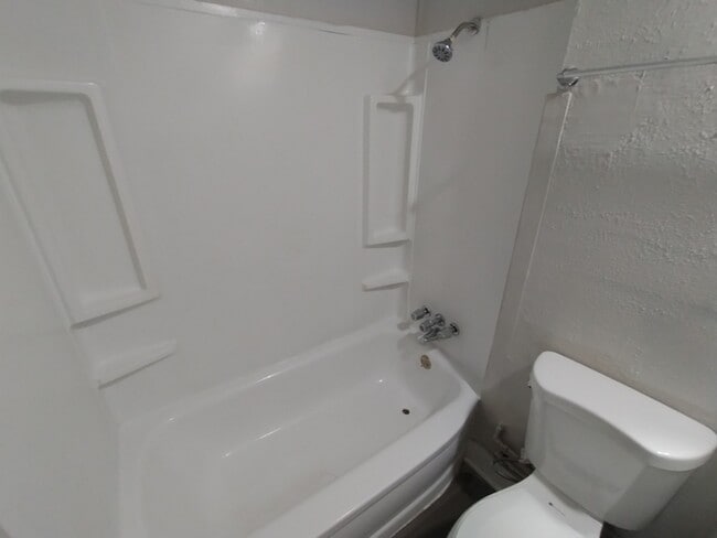 Building Photo - 2150 Inwood Terrace