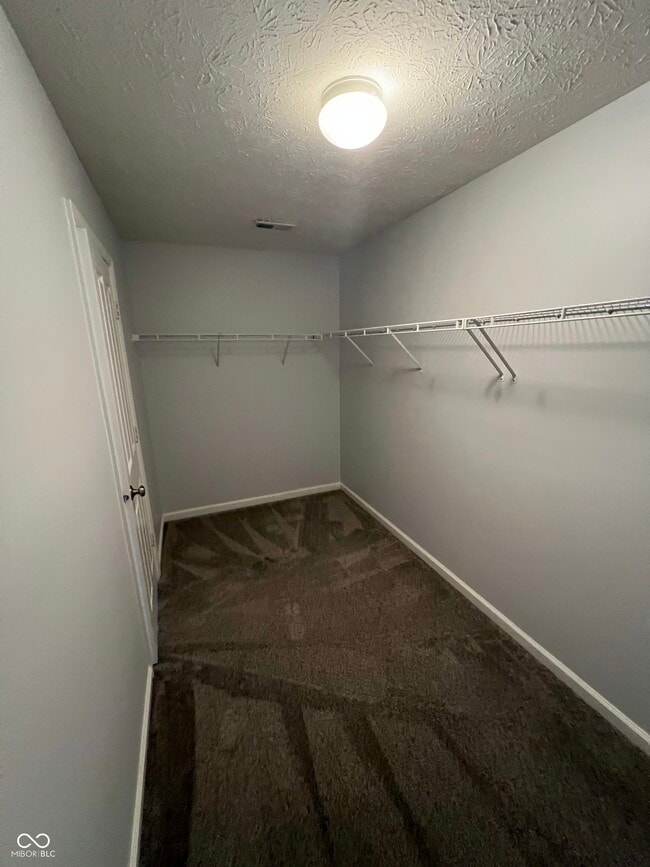 Building Photo - 9451 Glencroft Way