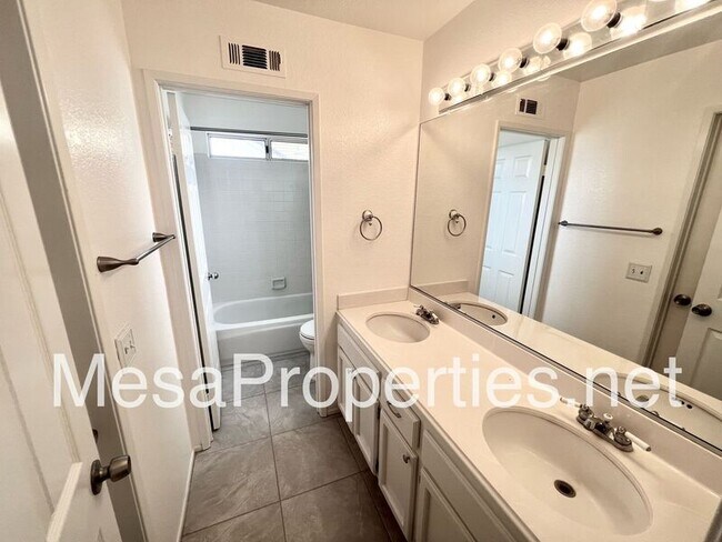 Building Photo - 3545 Rocky Pl