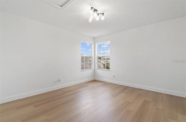 Building Photo - 1800 Loch Haven Ct