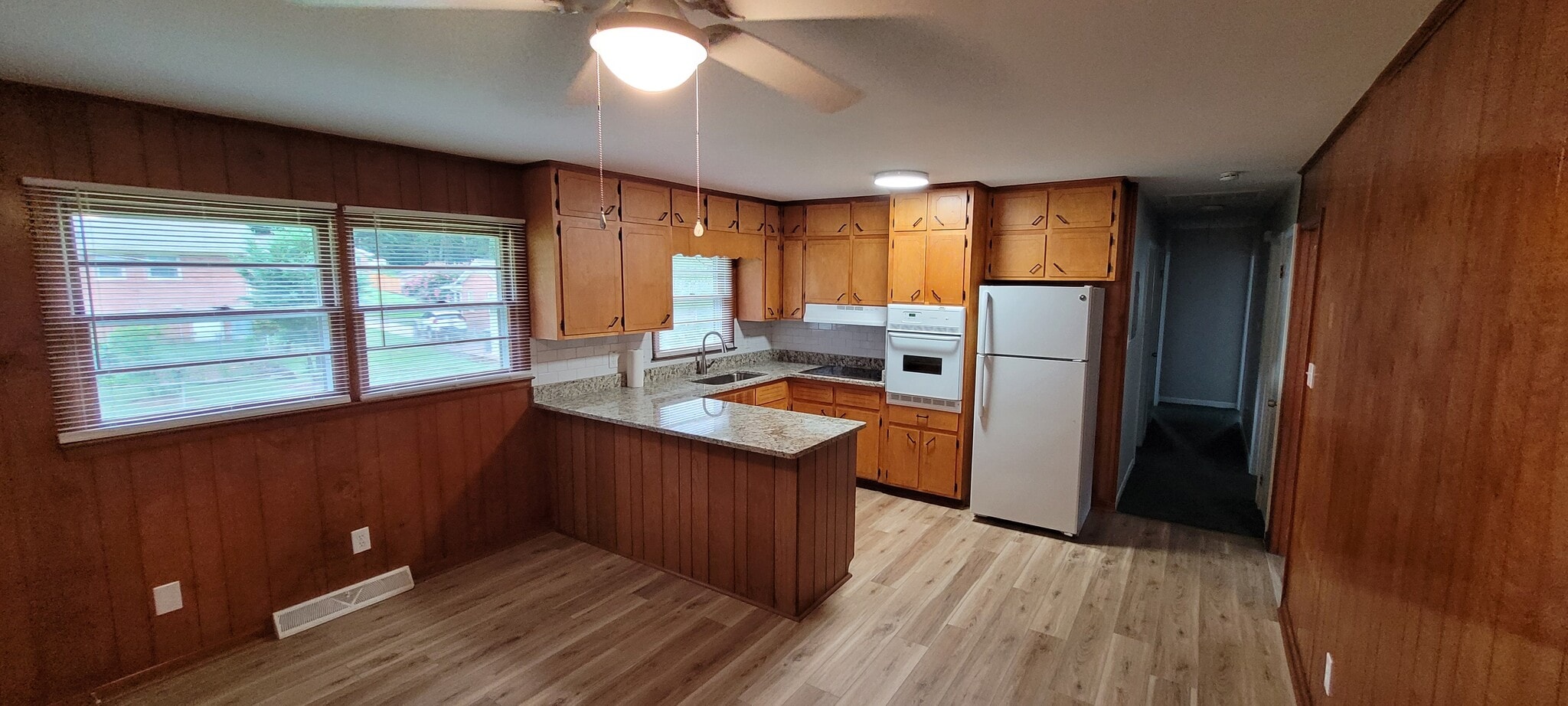 Building Photo - 2111 Carpenter St