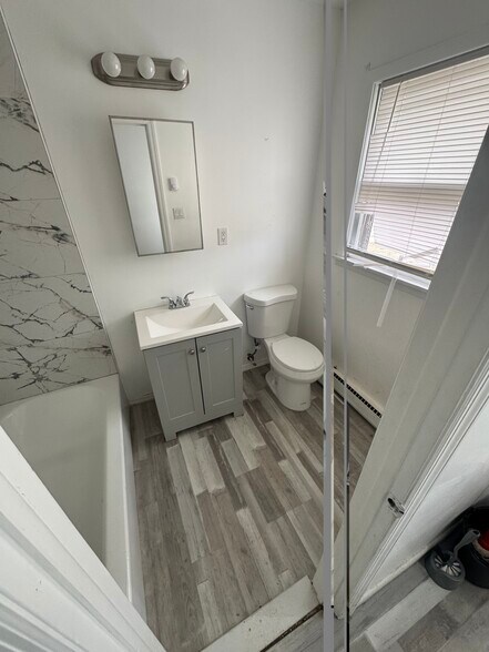 Building Photo - 38 North St