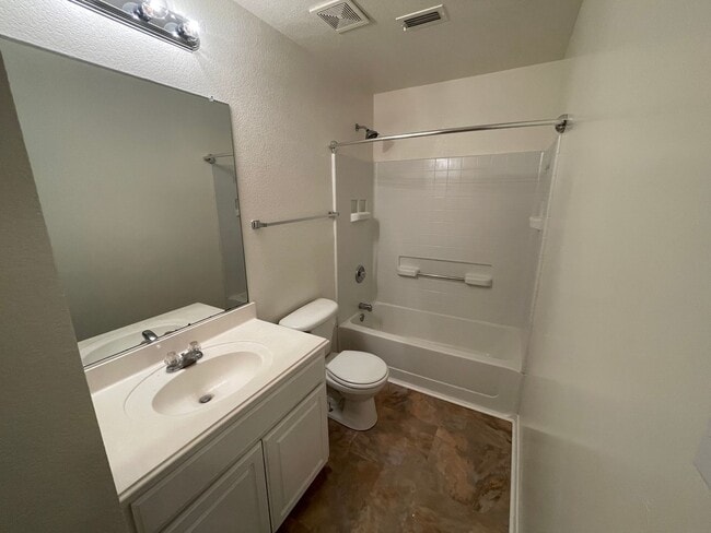 Building Photo - Nice Single Story Home in Eagle Mtn ISD with community pool