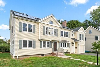 Building Photo - 11 Garrison Rd