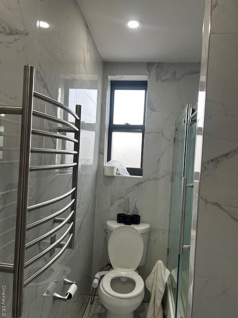 Building Photo - 754 Brady Ave