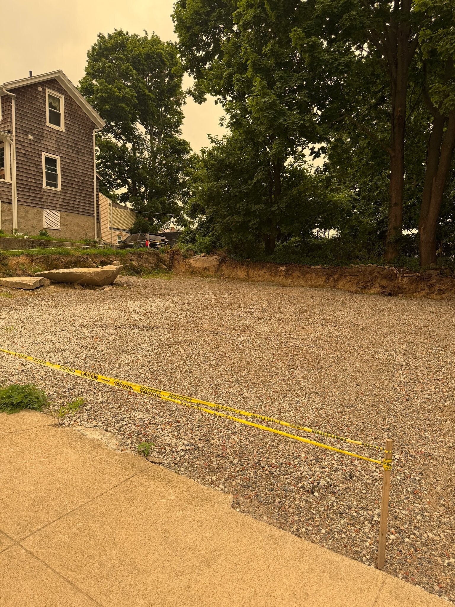 Building Photo - 913 Rodman St