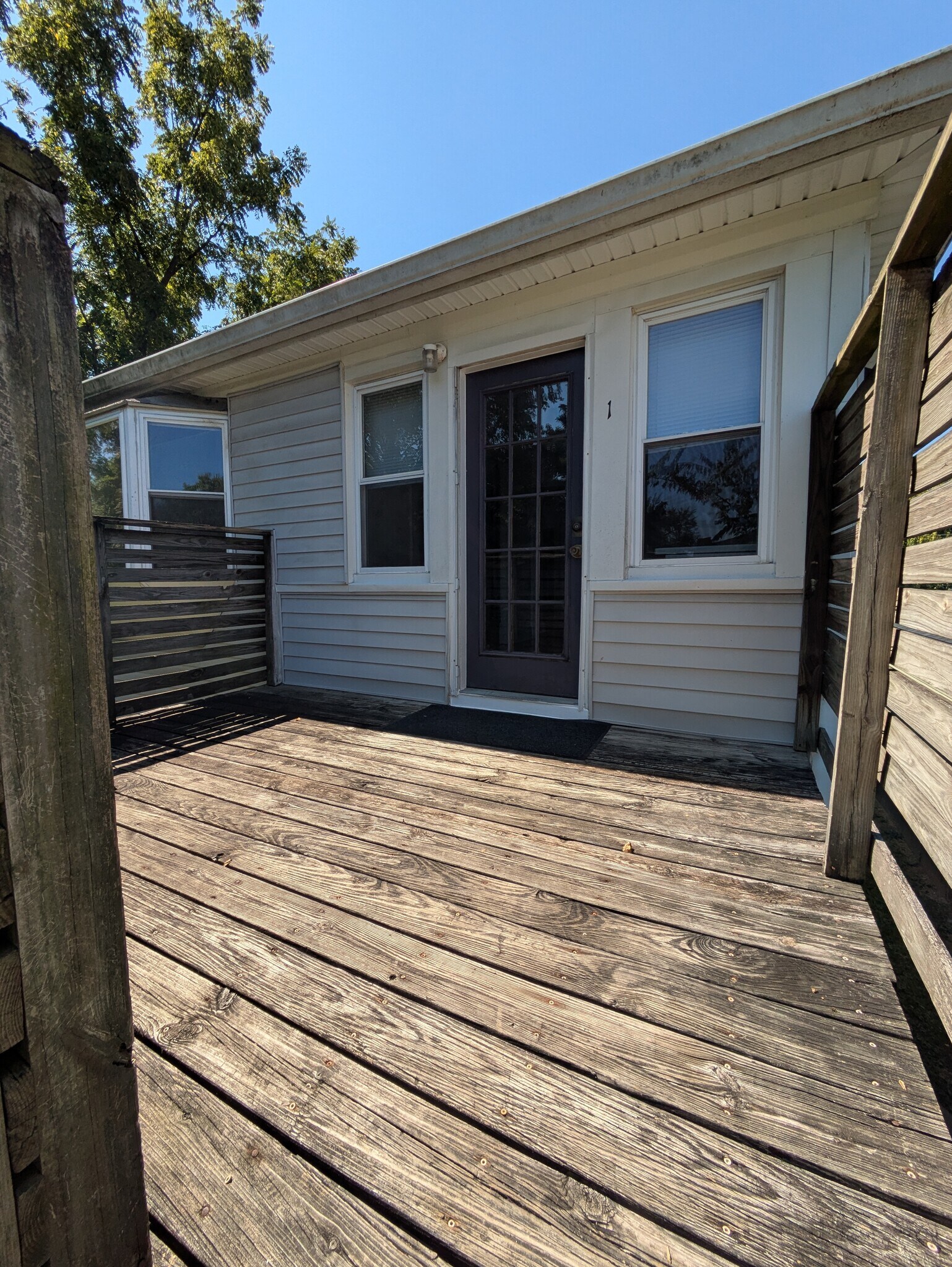 Deck and Entry - 1703 S Preston St