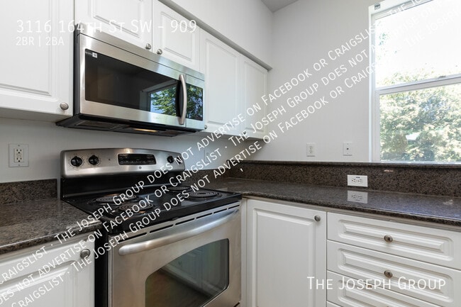 Building Photo - 3116 164th St SW