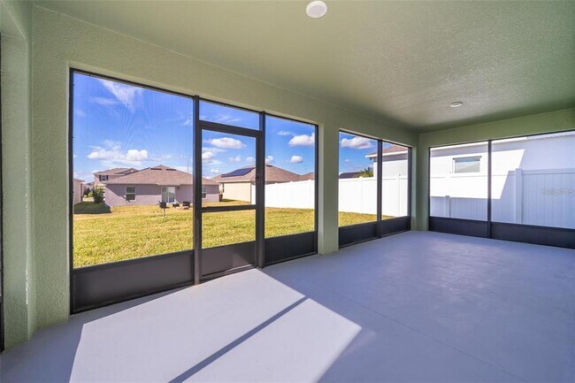 Building Photo - 626 Taft Dr