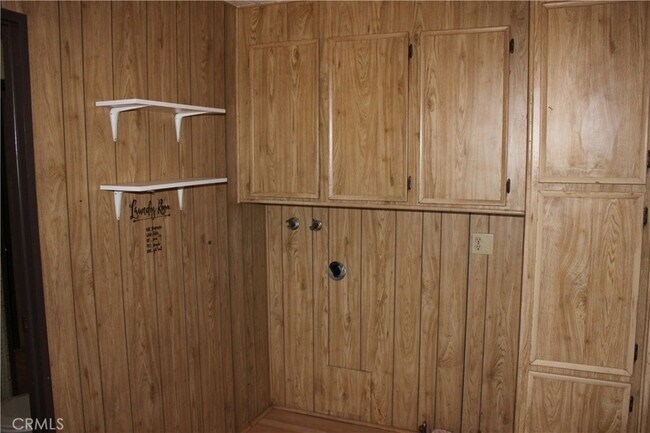 Building Photo - 2855 Hollister Rd