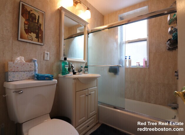 Building Photo - 69 Babcock St