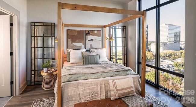 Building Photo - 2025 Cleveland Ave