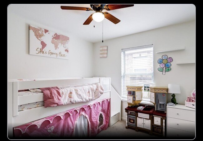 Building Photo - 9815 Opal Rock Dr