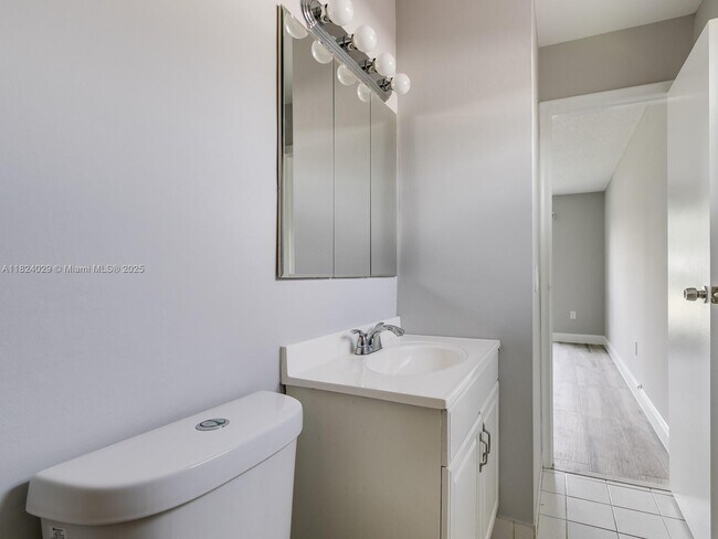 Building Photo - 11461 NW 32nd Pl