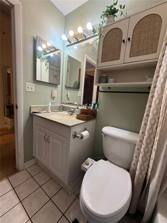 Building Photo - 3600 SW 19th Ave