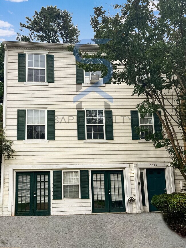Building Photo - Move in before October 15th and get $100 O...