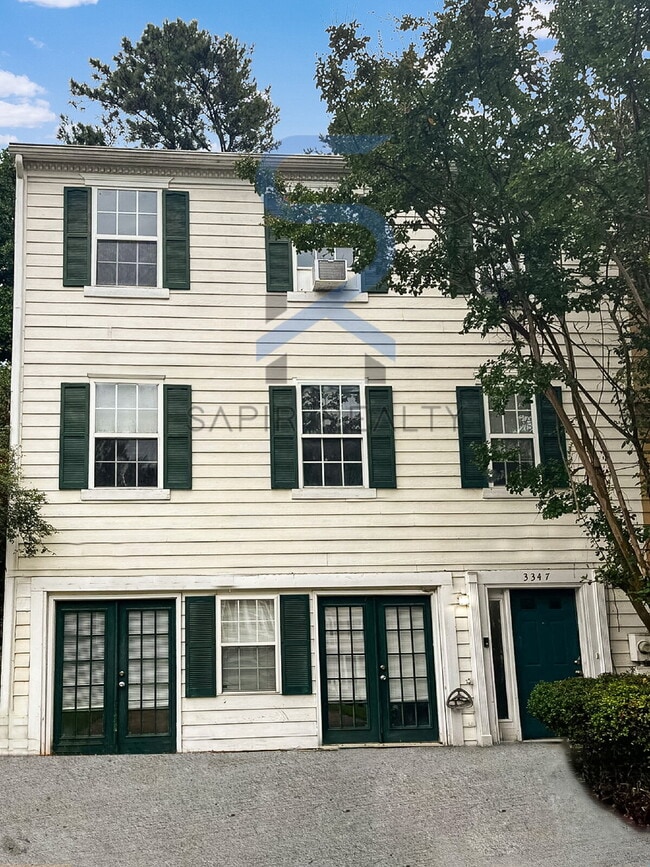 Building Photo - Move in before October 31st and get $100 O...