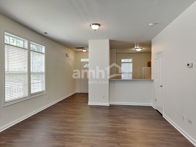 Building Photo - 11251 Heritage Green Dr