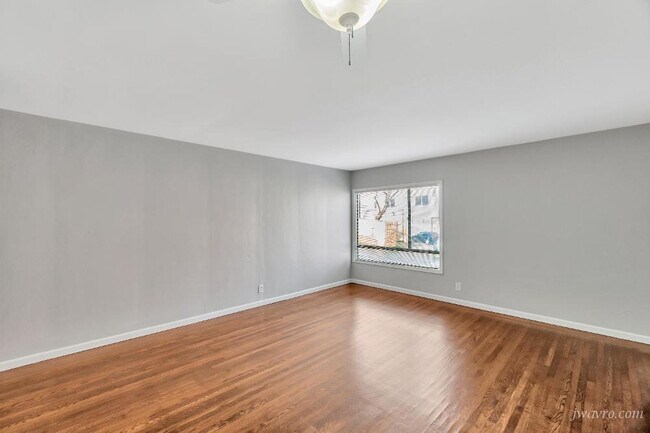 Building Photo - 80 Terra Vista Ave