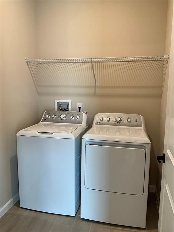 Building Photo - 807 Ballantyne Dr