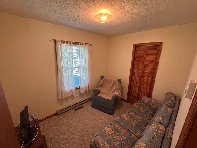 Building Photo - 312 Foreston Dr