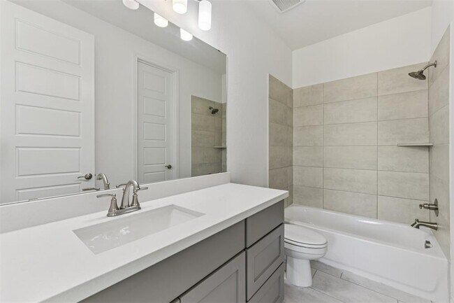 Building Photo - 253 Rosetta Lp