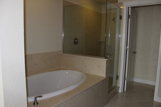 Building Photo - 417 Gene Ct