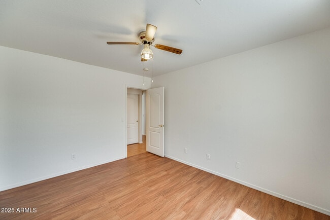 Building Photo - 4559 W Dailey St
