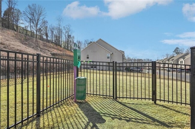 Building Photo - 234 Timberland Ave