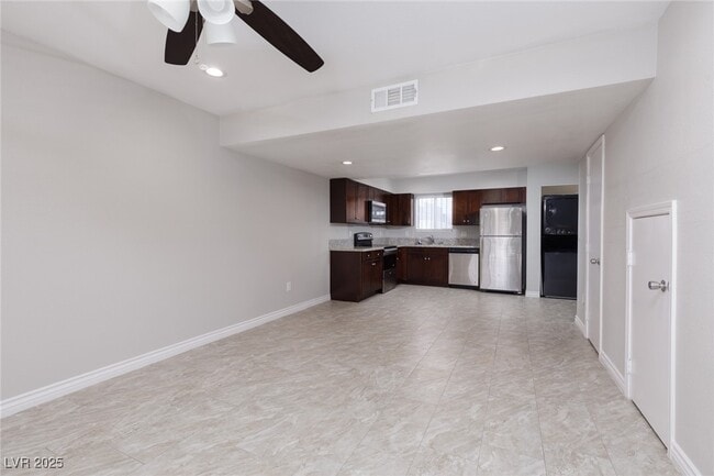Building Photo - 3505 Rio Robles Dr