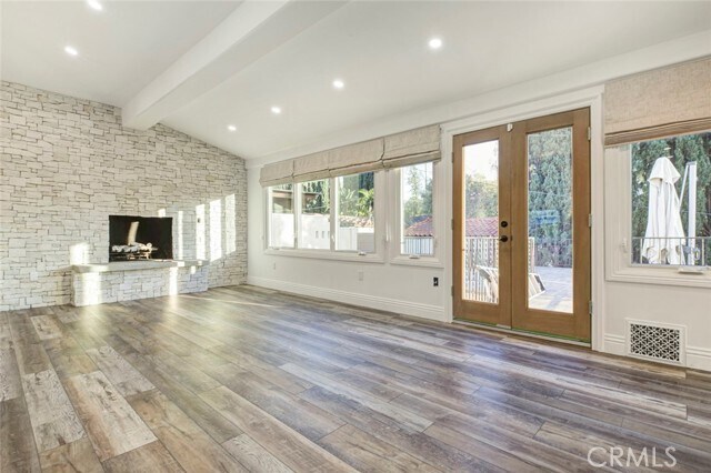 Building Photo - 954 Rosemount Rd