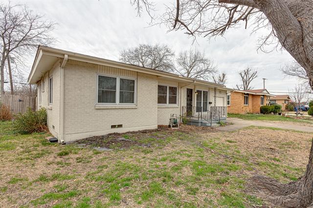 Building Photo - 9621 Rustown Dr