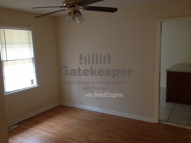 Building Photo - 125 Elberta Dr