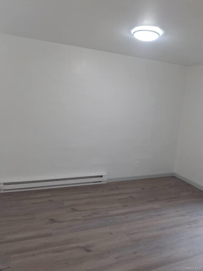 Building Photo - 17 Canal St