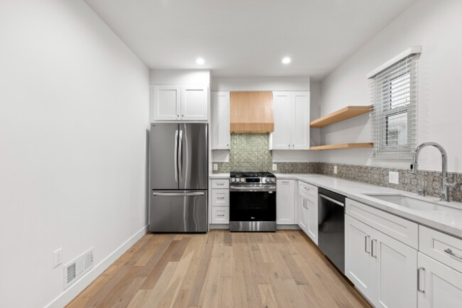 Building Photo - 6511 Orange St