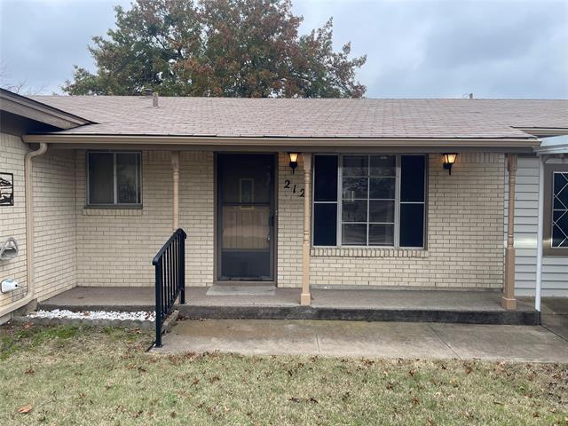 Building Photo - 212 E Rentz St