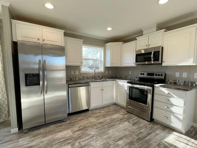 Building Photo - 8740 Breinig Run Cir