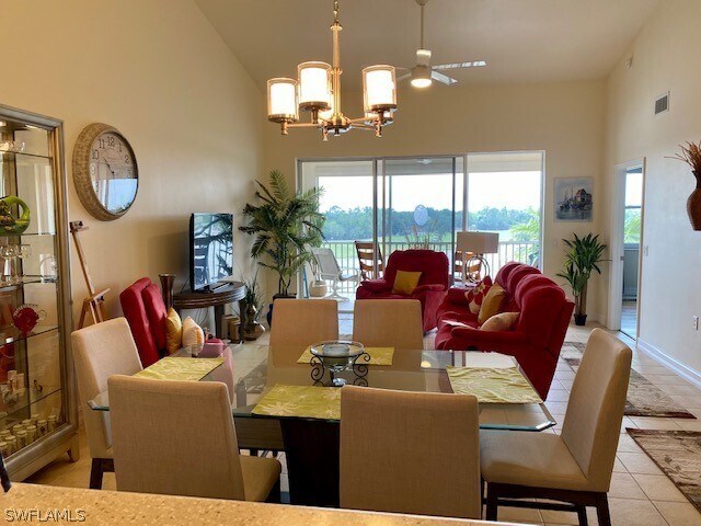 Building Photo - 10730 Ravenna Way