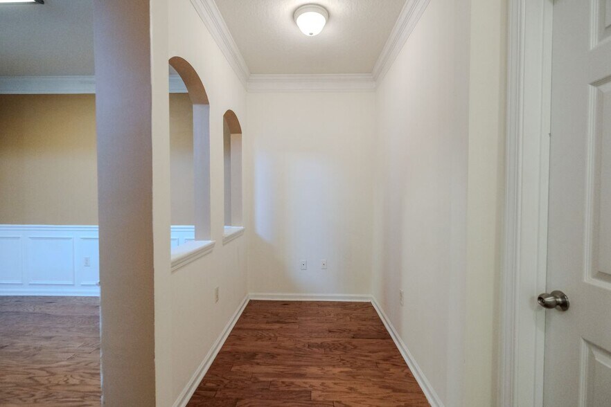 Building Photo - 4007 Westchester Ridge NE