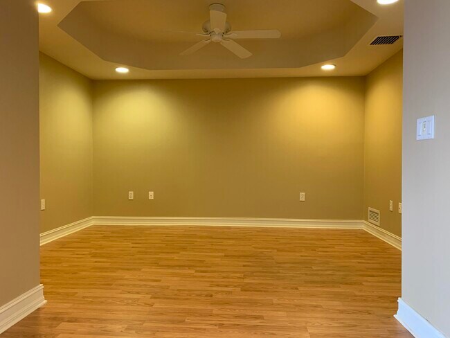 Building Photo - 134 Starboard Ln